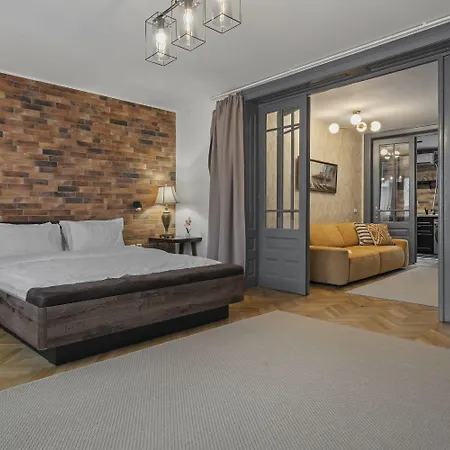 Center Bed And Beyond Апартаменты