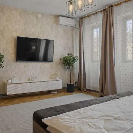 Διαμέρισμα Center Bed And Beyond *