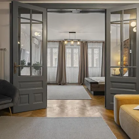 Center Bed And Beyond בוקרשט