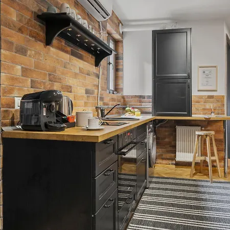 Center Bed And Beyond