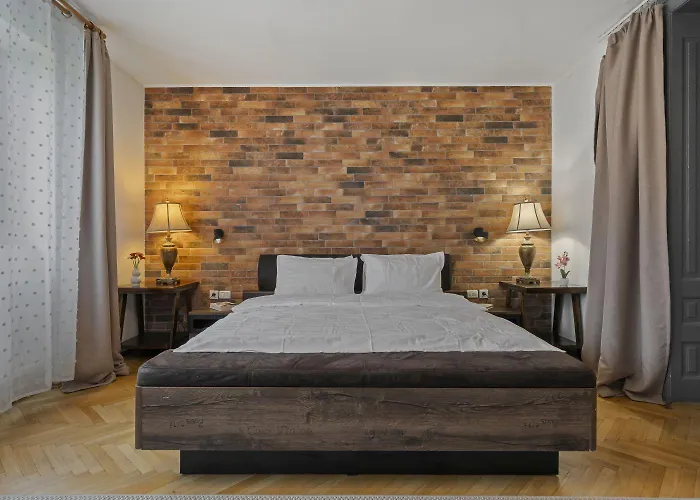 Apartment Center Bed And Beyond *