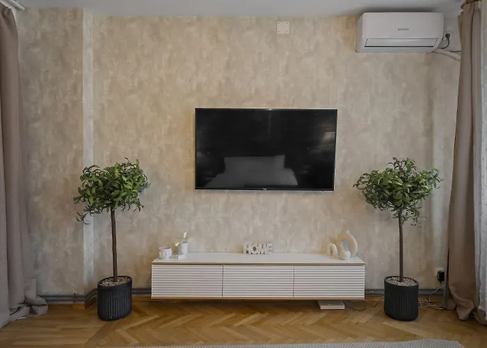 Center Bed And Beyond